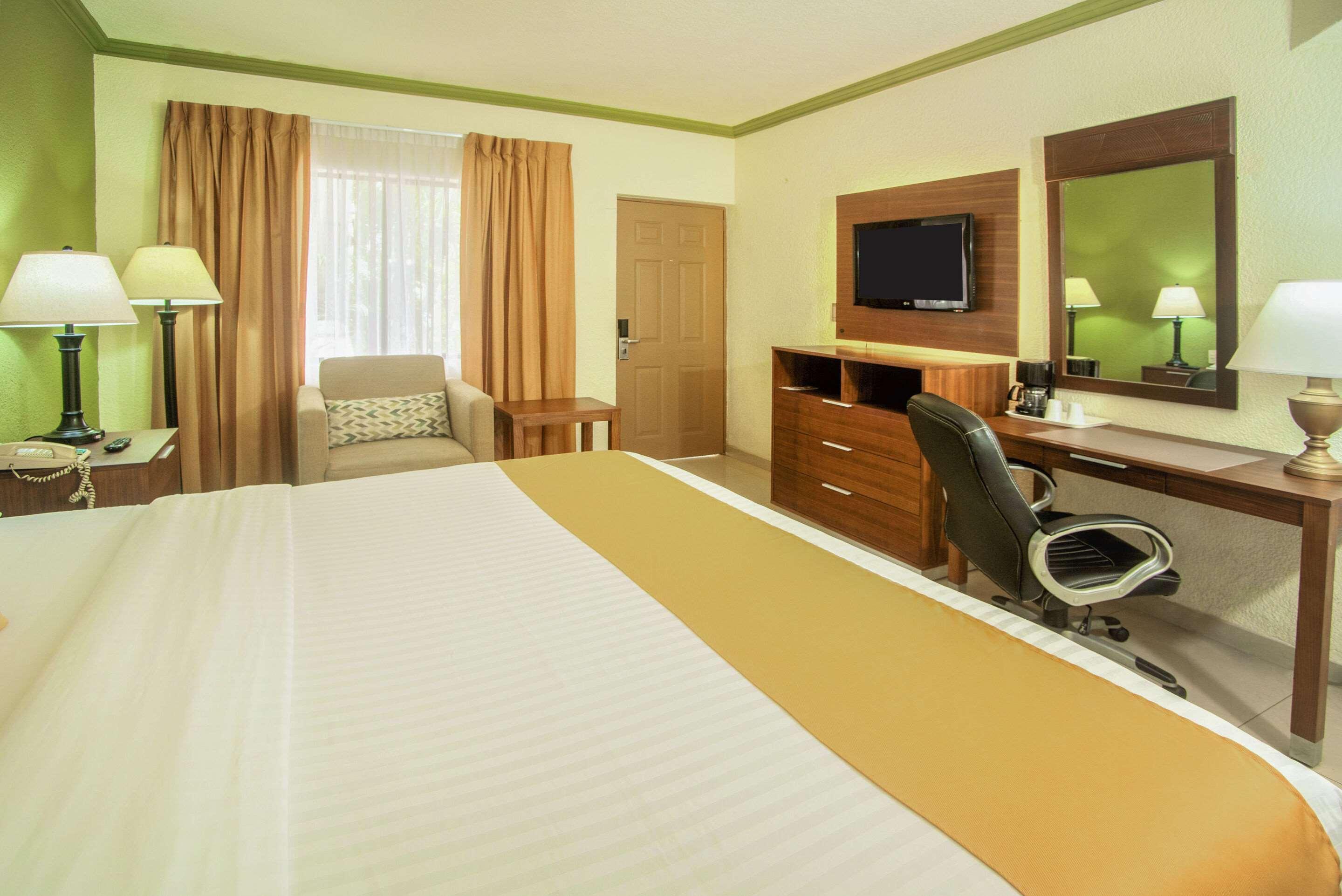 Quality Inn Ciudad Obregón Eksteriør bilde